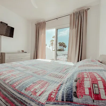 Viktoria Sur, Beachfront Studios, Las Americas * Playa de las Americas (Tenerife)