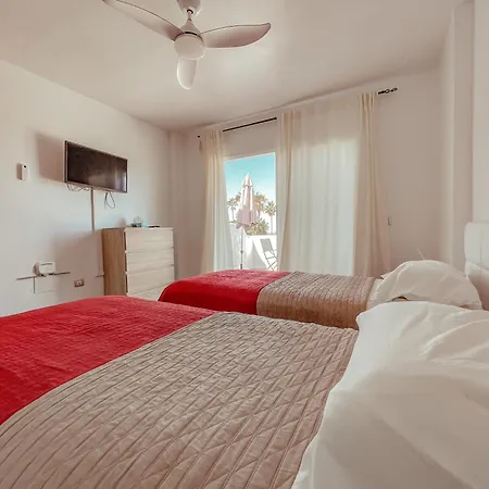 Victoria Beachfront Studio, Perfect Location In Américas Appartement *